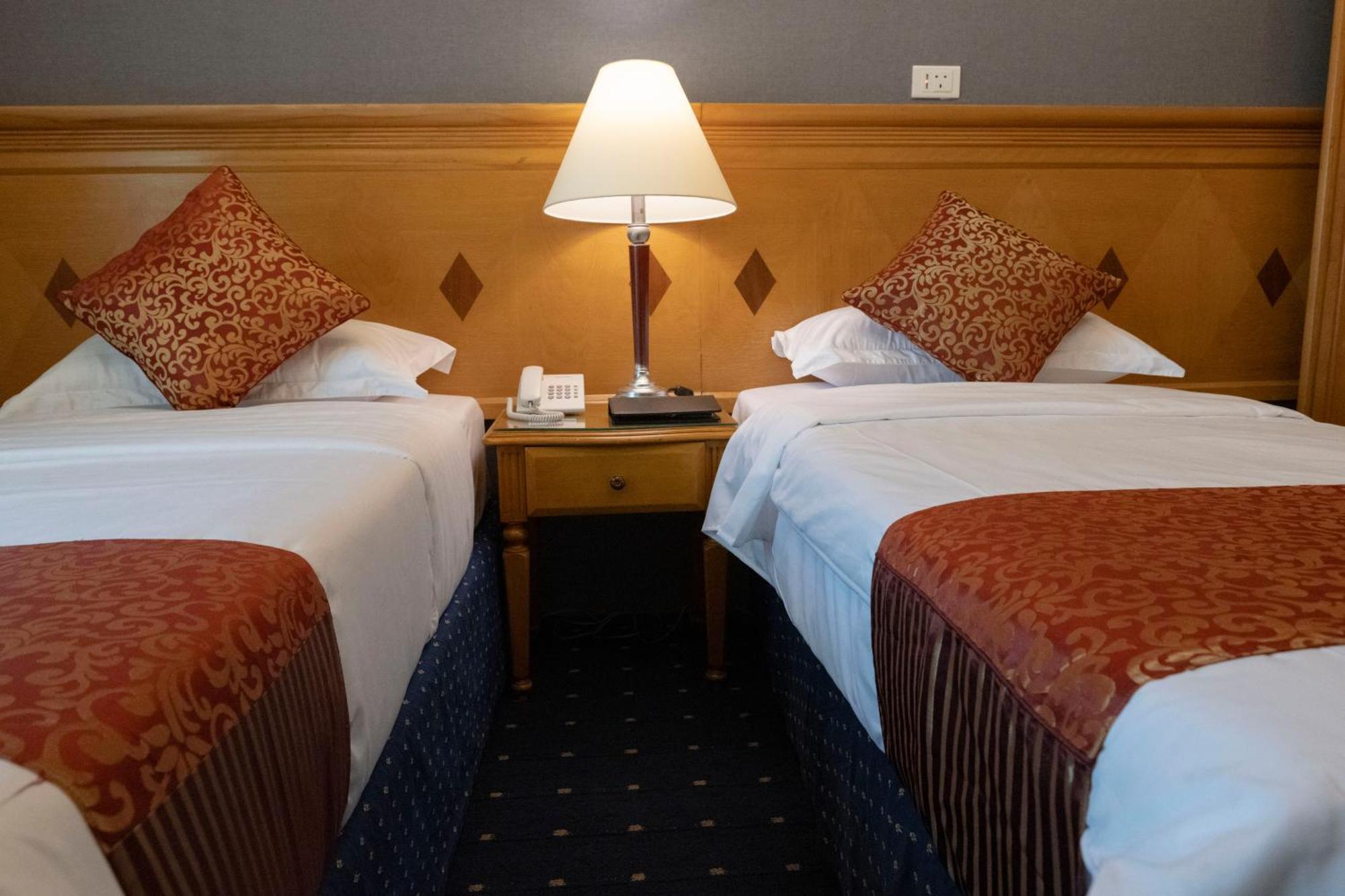 فندق المروج كريم Almorooj Kareem Hotel 吉达 外观 照片